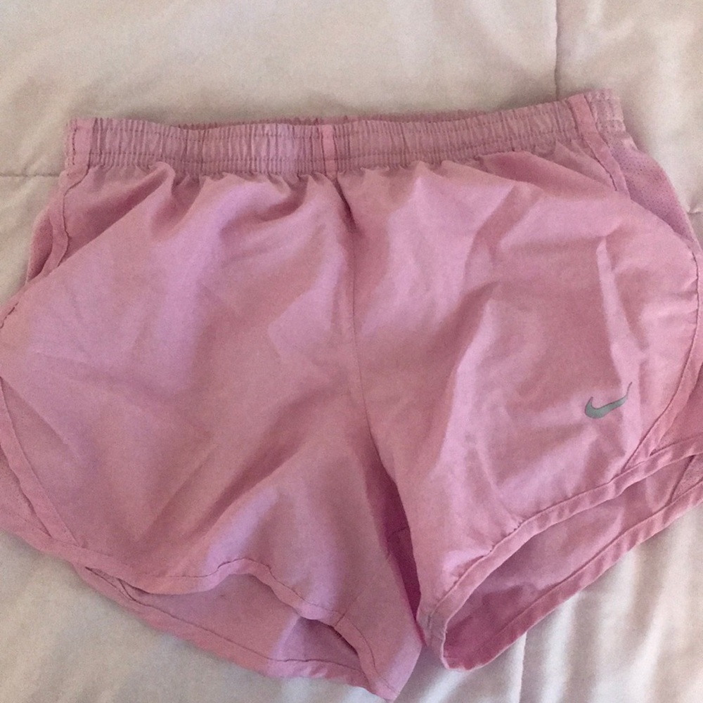 PINK NIKE SHORTS